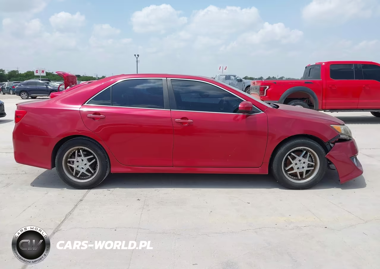 2014 Toyota Camry Se VIN:4T1BF1FK5EU856606 - 13