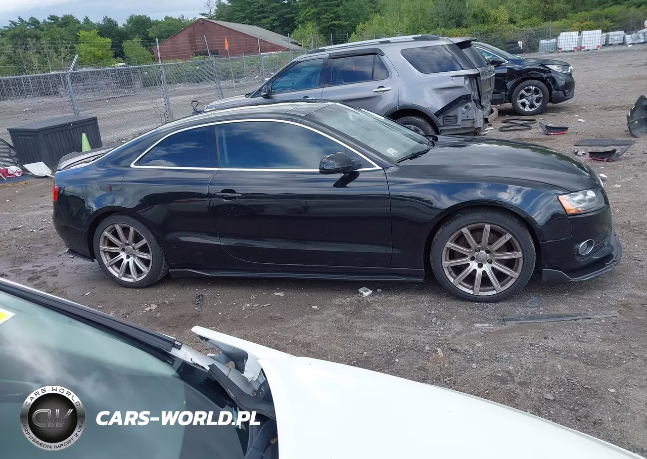 2011 Audi A5 2.0T Premium VIN:WAULFAFR4BA081733 - 13