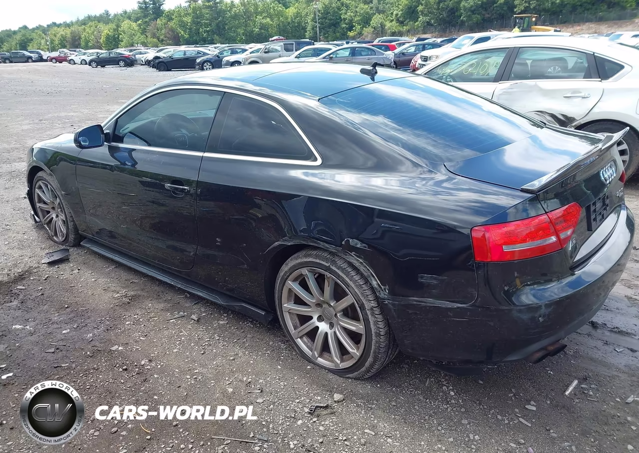 2011 Audi A5 2.0T Premium VIN:WAULFAFR4BA081733 - 3