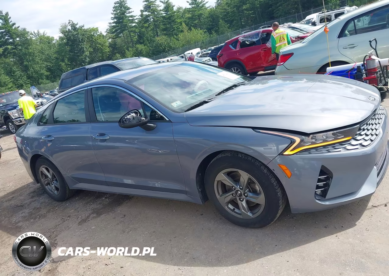 2021 Kia K5 Lxs VIN:5XXG14J28MG046845 - 13