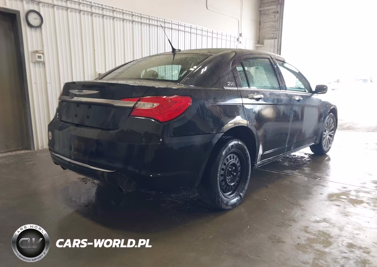 2011 Chrysler 200 Limited VIN:1C3BC2FG8BN503687 - 4