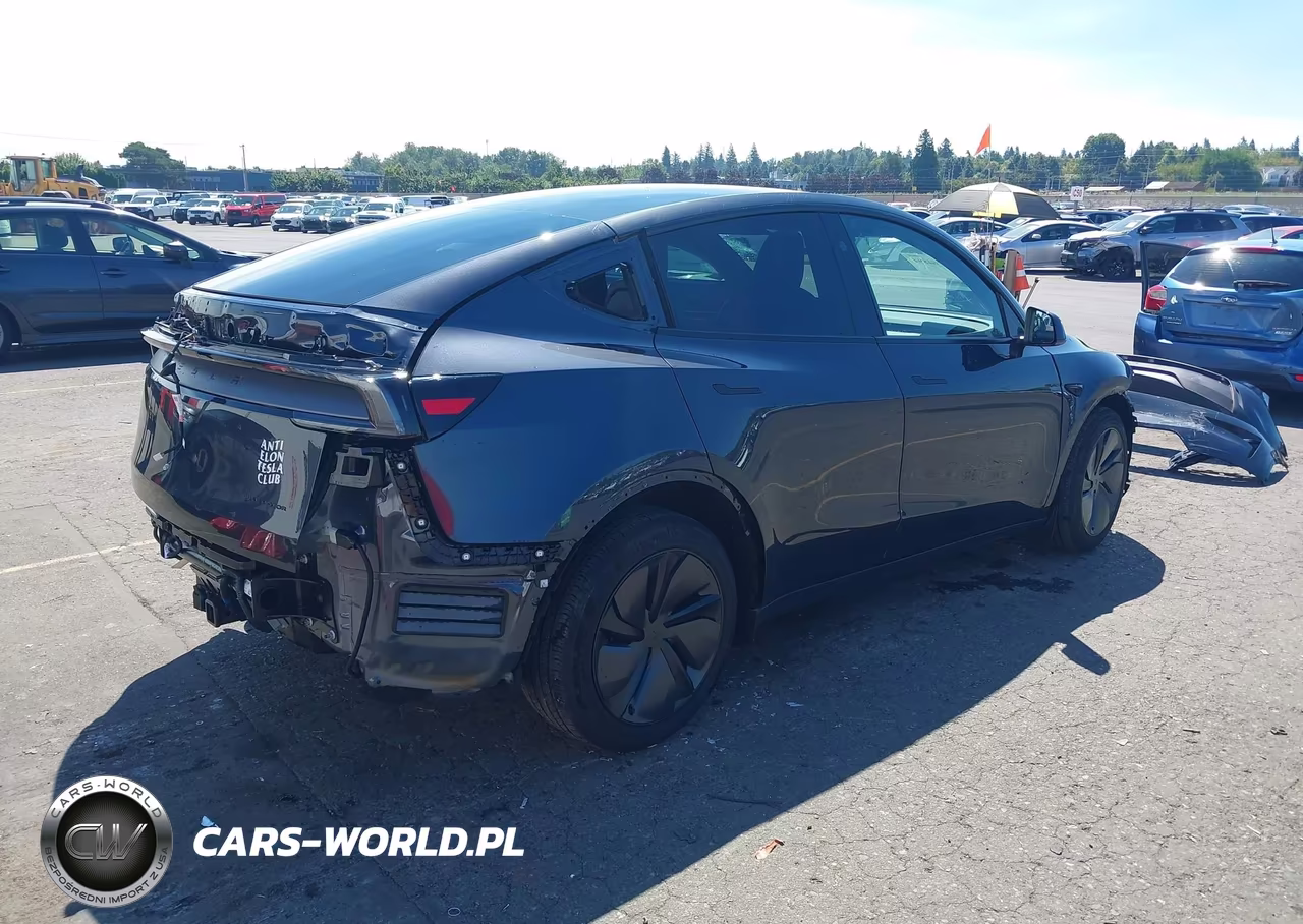 2026 Tesla Model Y All-Wheel Drive-Long Range Launch Series-Premium All-Wheel Drive VIN:7SAYGDEE4TF604024 - 4