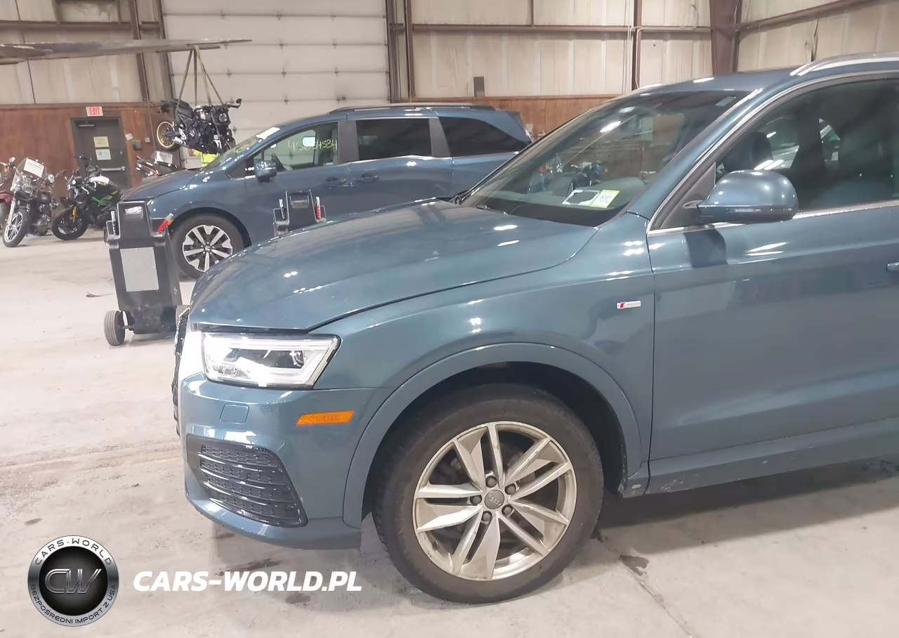 2018 Audi Q3 2.0T Premium VIN:WA1JCCFSXJR011178 - 18