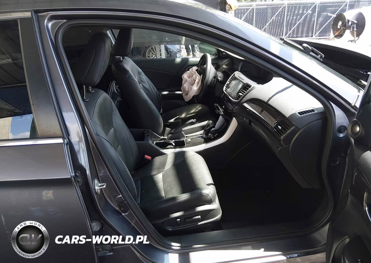 2017 Honda Accord Ex-L VIN:1HGCR2F84HA277706 - 5