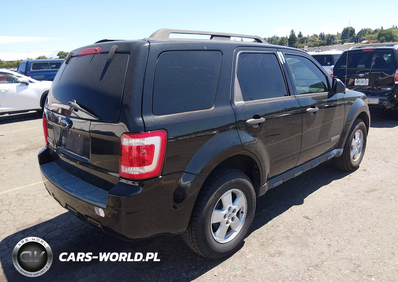 2008 Ford Escape Xlt VIN:1FMCU03Z68KA10376 - 4