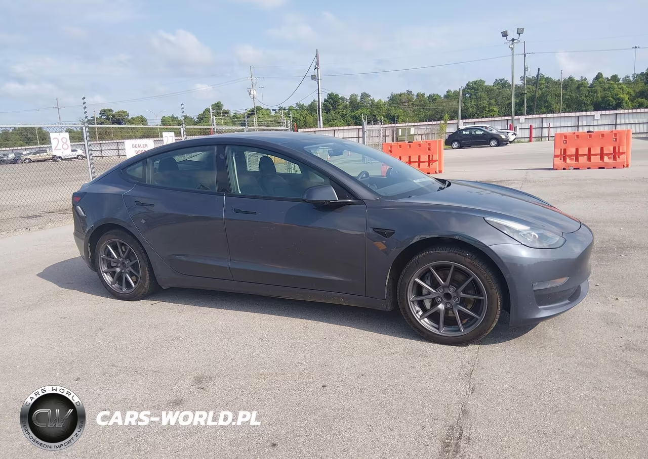 2021 Tesla Model 3 Standard Range Plus Rear-Wheel Drive VIN:5YJ3E1EA8MF866882 - 13