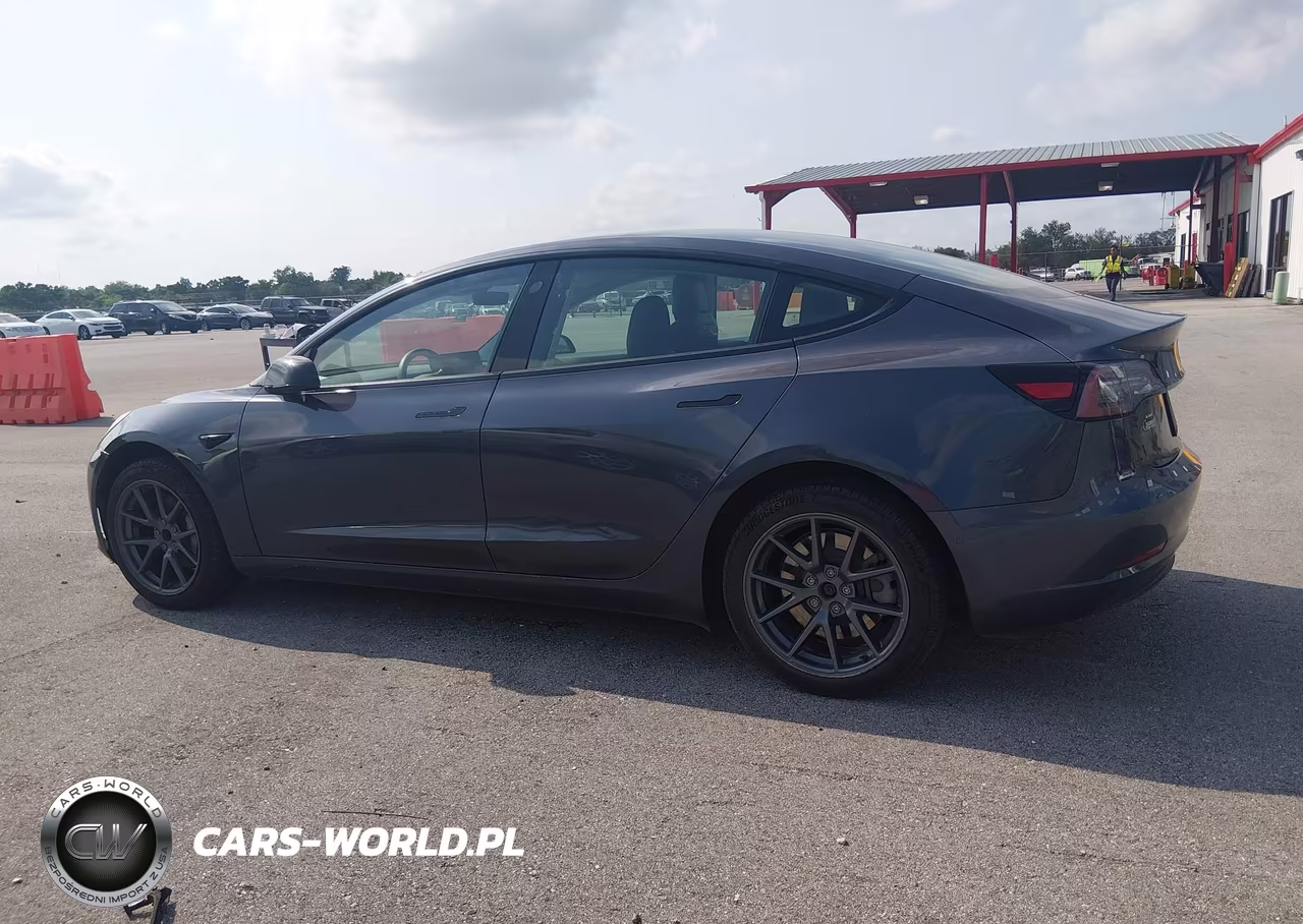 2021 Tesla Model 3 Standard Range Plus Rear-Wheel Drive VIN:5YJ3E1EA8MF866882 - 14