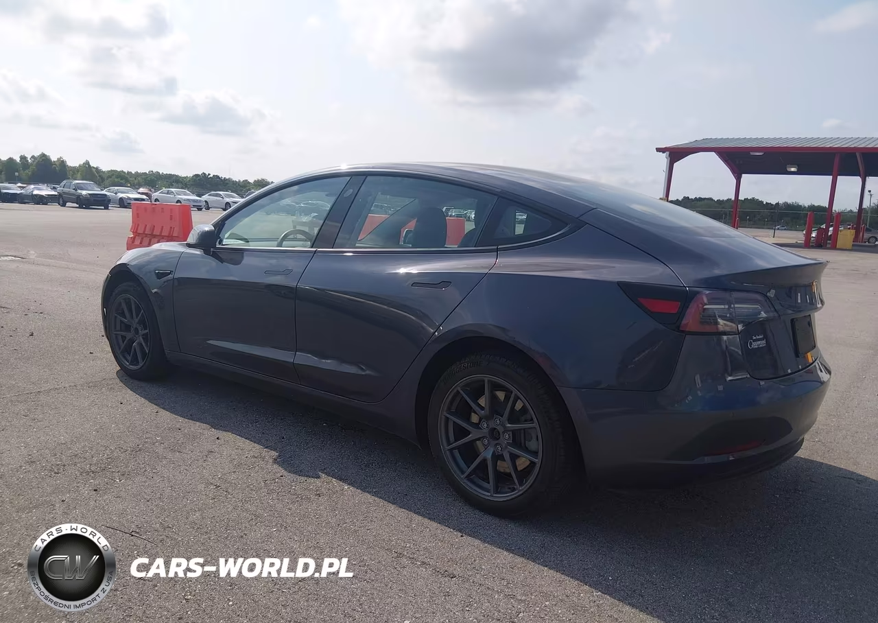 2021 Tesla Model 3 Standard Range Plus Rear-Wheel Drive VIN:5YJ3E1EA8MF866882 - 3