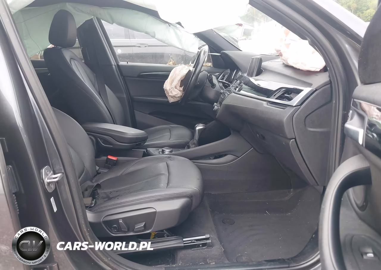 2018 BMW X1 Sdrive28I VIN:WBXHU7C33J5L08812 - 5