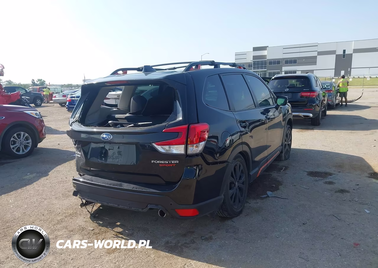 2024 Subaru Forester Sport VIN:JF2SKAGC7RH446722 - 4