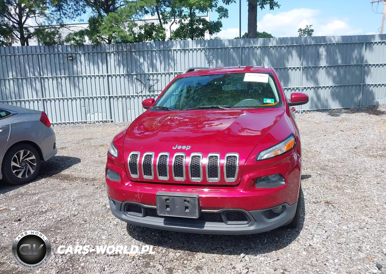 2015 Jeep Cherokee Latitude VIN:1C4PJMCB7FW588971 - 12