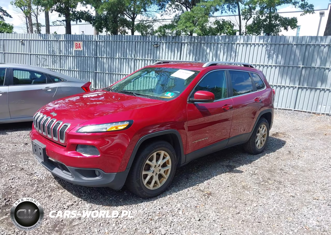 2015 Jeep Cherokee Latitude VIN:1C4PJMCB7FW588971 - 2