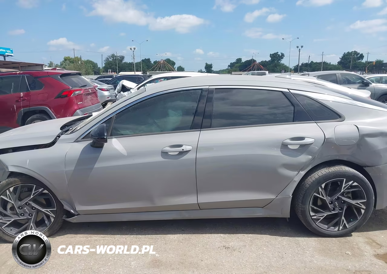 2025 Kia K5 Gt-Line VIN:KNAG64J76S5312570 - 13