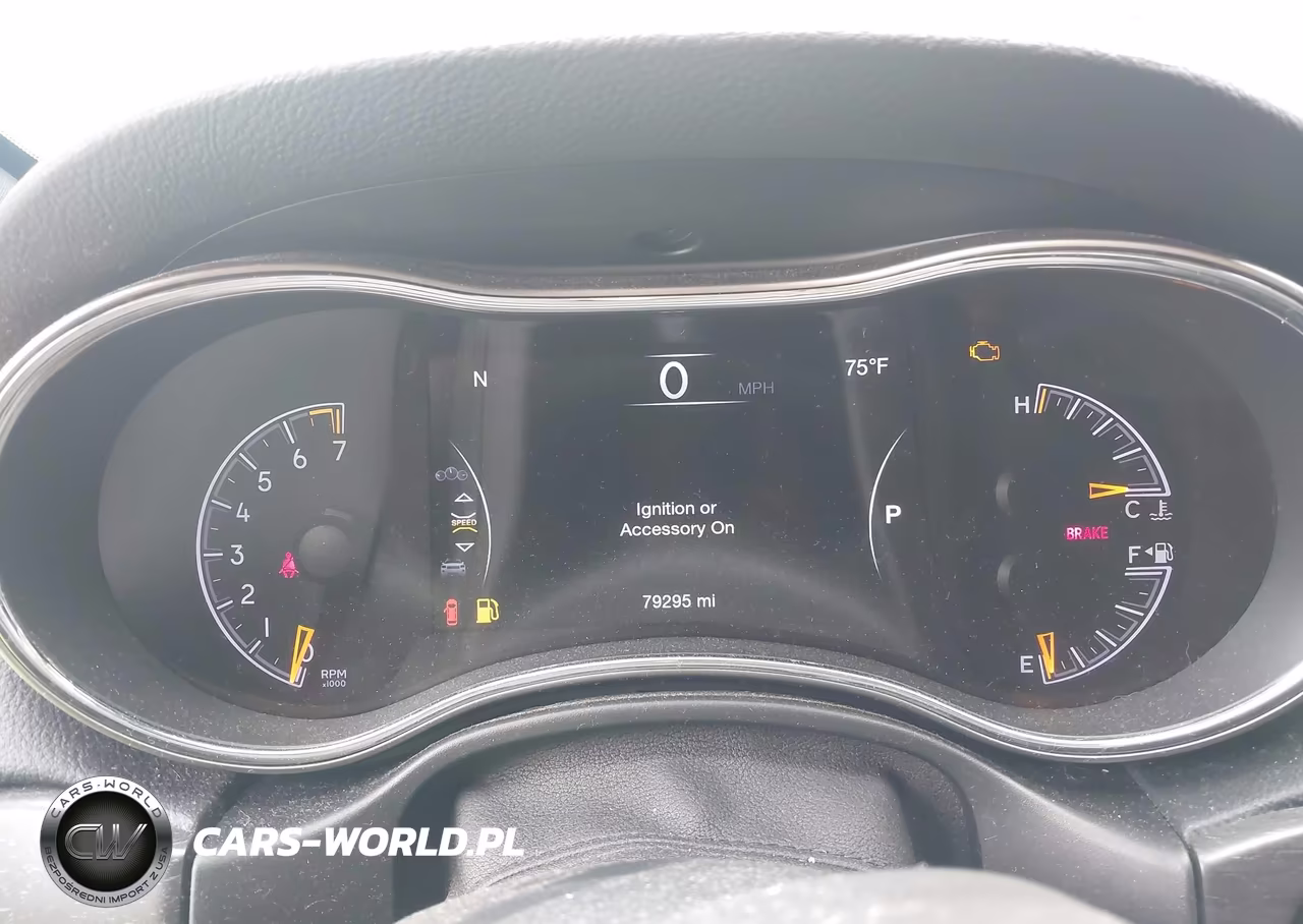 2018 Jeep Grand Cherokee Upland 4X4 VIN:1C4RJFAG0JC500758 - 7