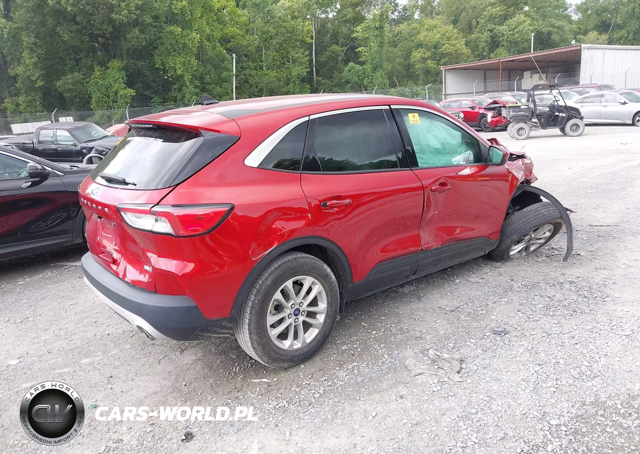 2020 Ford Escape Se VIN:1FMCU9G6XLUA08860 - 4