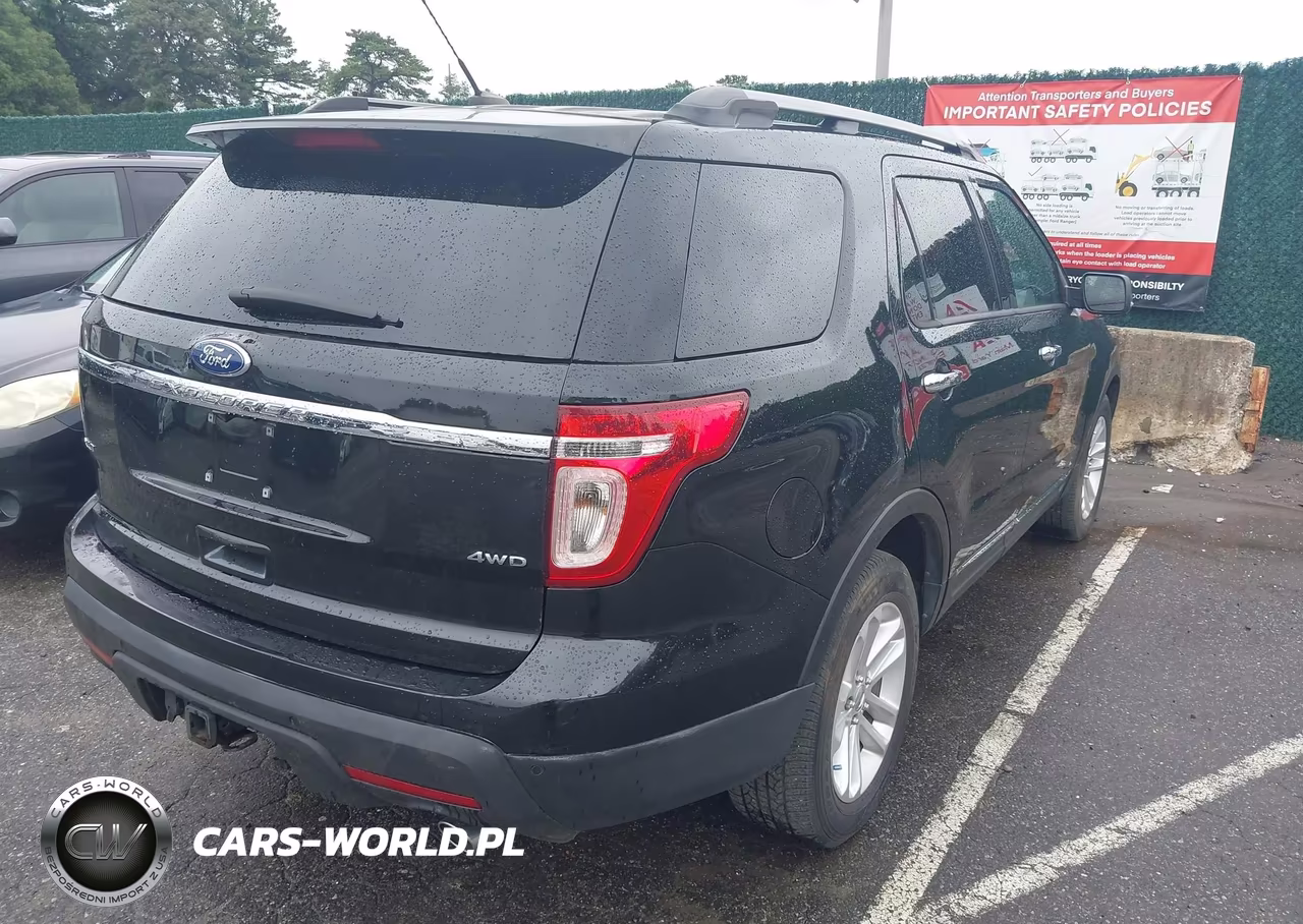2011 Ford Explorer Xlt VIN:1FMHK8D89BGA62028 - 4
