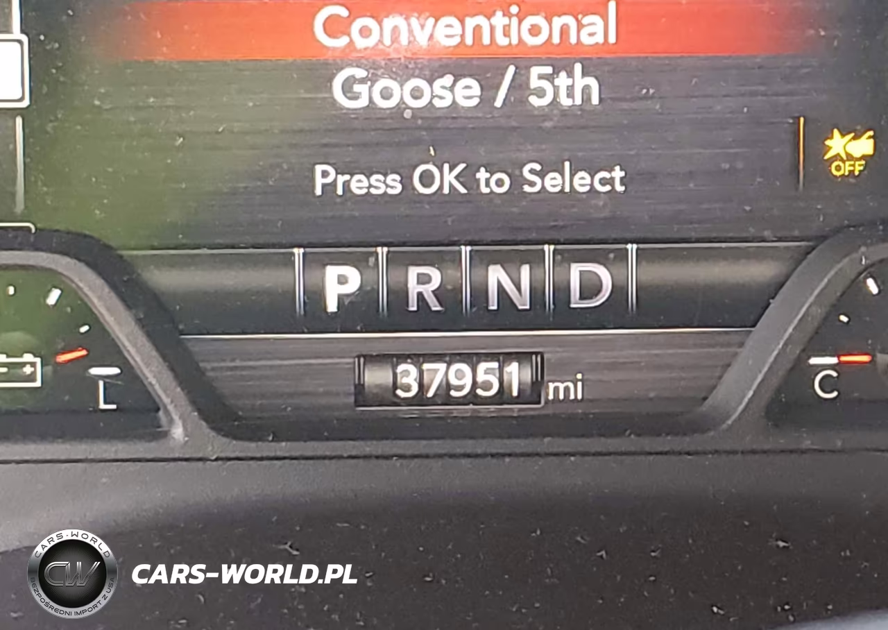 2025 Ram 2500 VIN:3C6UR5DL8SG555812 - 15