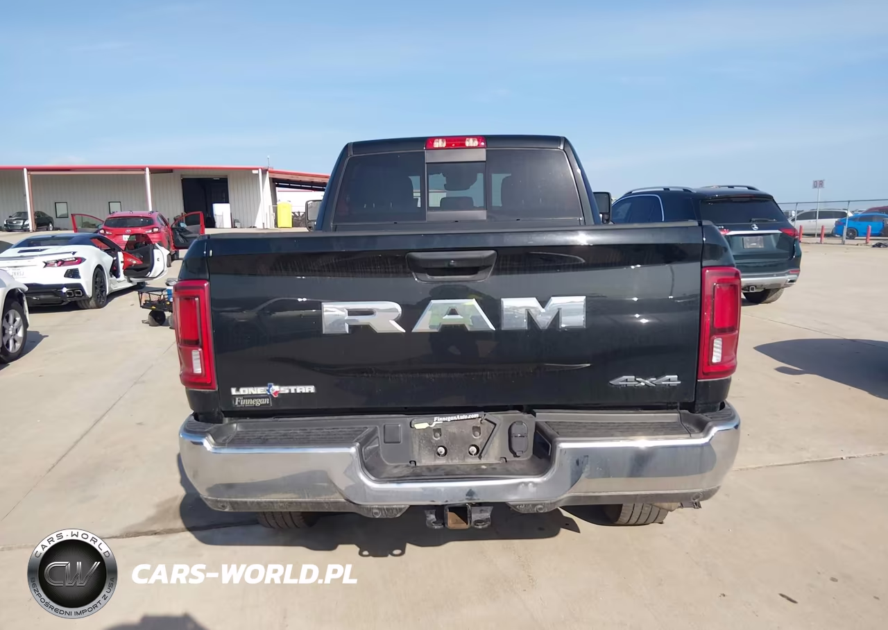 2025 Ram 2500 VIN:3C6UR5DL8SG555812 - 16