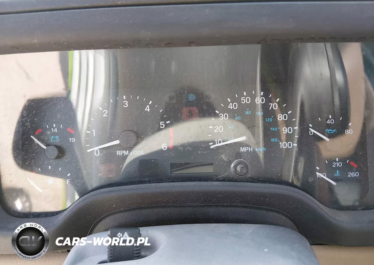 2000 Jeep Wrangler Sahara VIN:1J4FA59SXYP701568 - 7