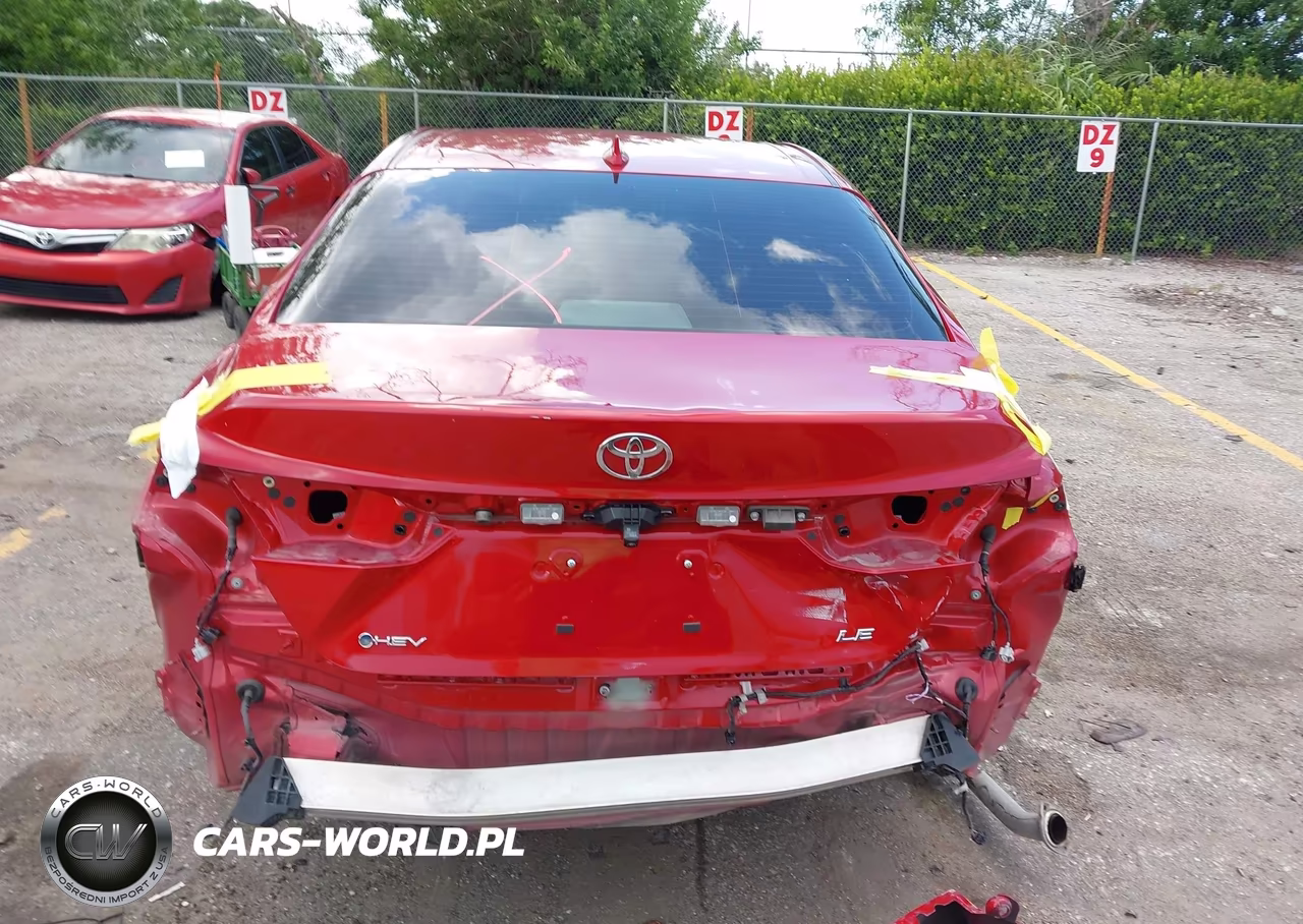 2025 Toyota Camry Le VIN:4T1DAACK5SU107683 - 17