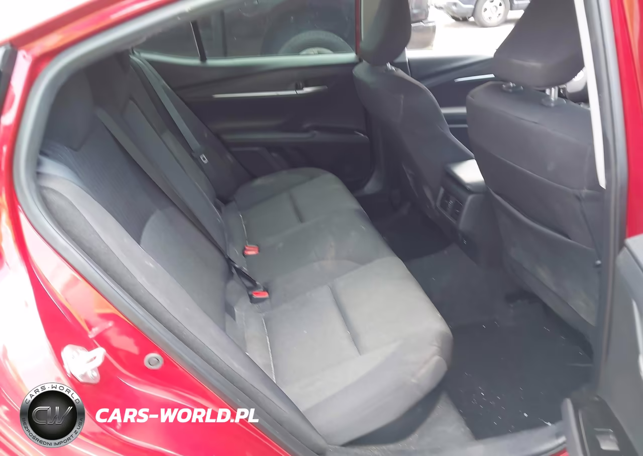 2025 Toyota Camry Le VIN:4T1DAACK5SU107683 - 8