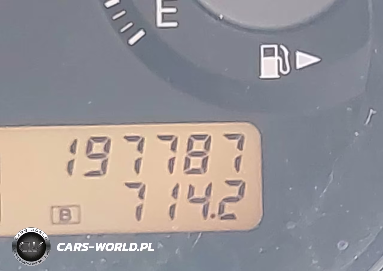 2009 Nissan Versa 1.8S VIN:3N1BC13E79L405918 - 16