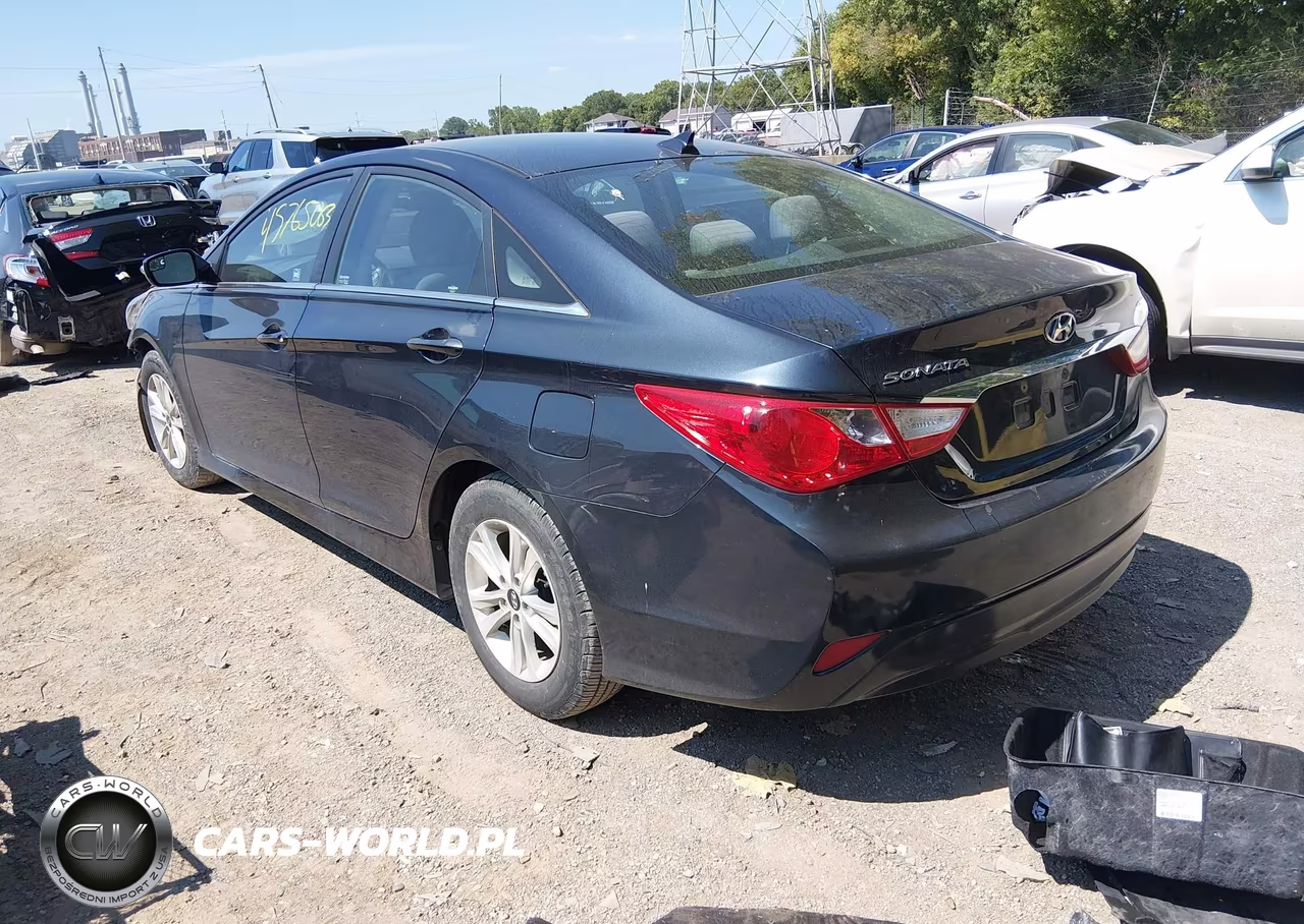 2014 Hyundai Sonata Gls VIN:5NPEB4AC7EH847706 - 3