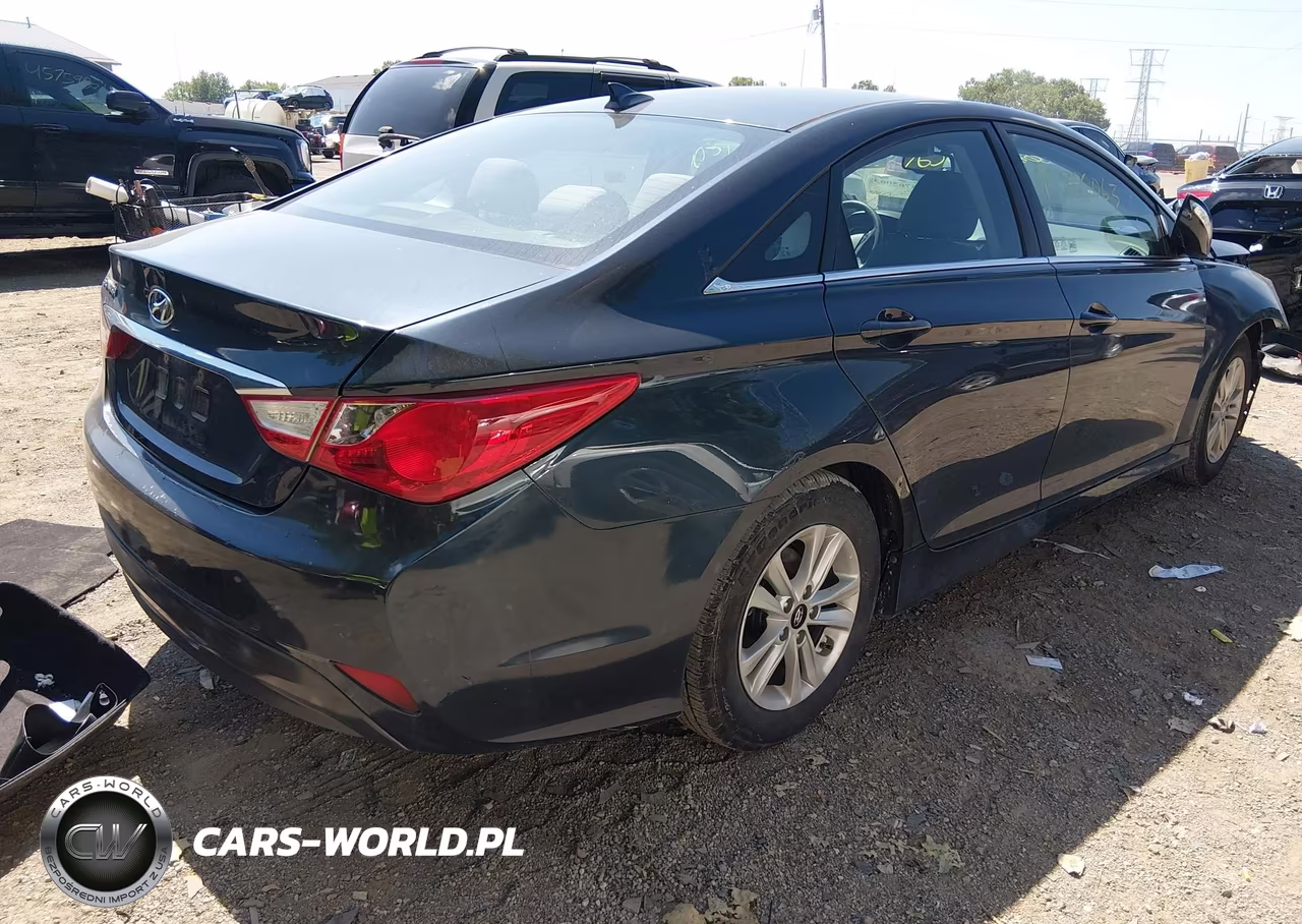 2014 Hyundai Sonata Gls VIN:5NPEB4AC7EH847706 - 4