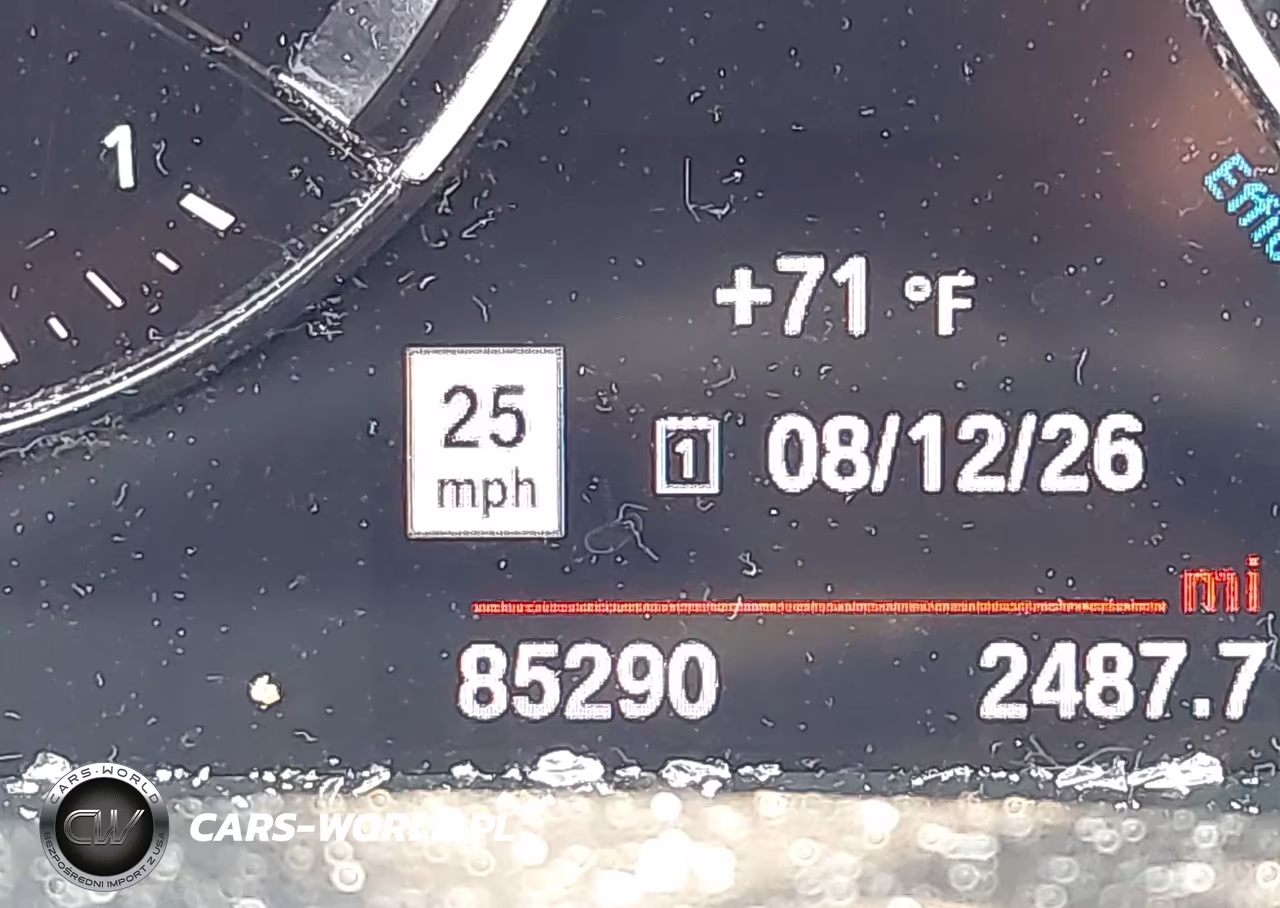 2018 BMW X2 xDrive28I VIN:WBXYJ5C37JEF69408 - 15