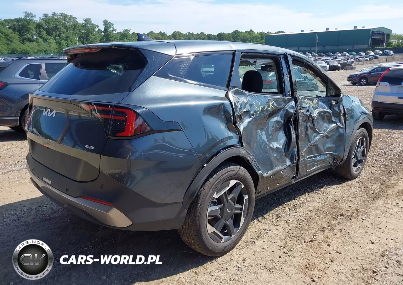 2026 Kia Sportage Hybrid S VIN:KNDPUDDG5T7349104 - 4