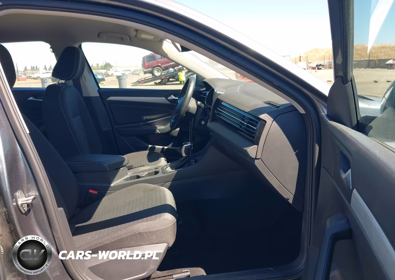 2025 Volkswagen Jetta 1.5T S VIN:3VW5X7BU0SM047469 - 5