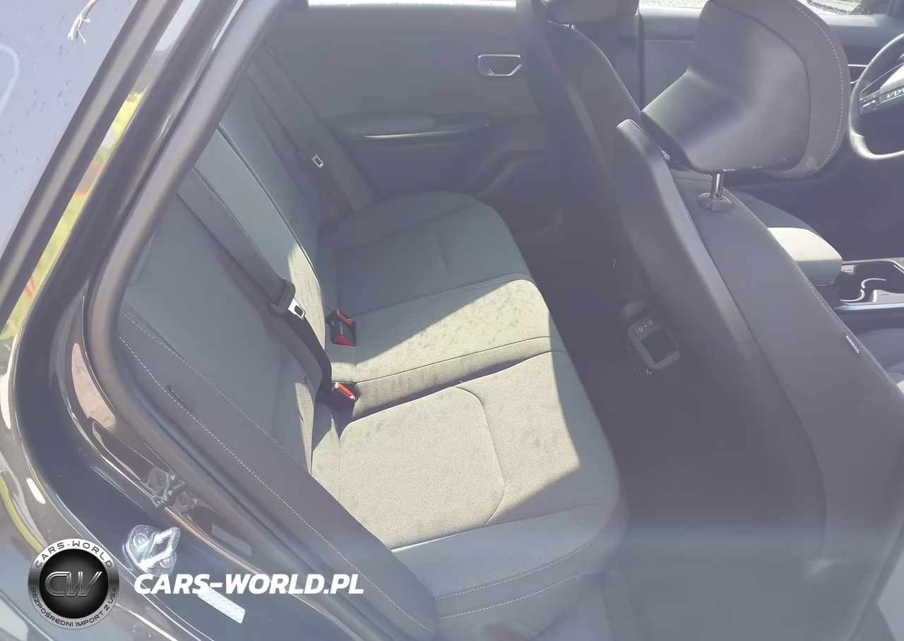 2026 Kia K4 Lxs VIN:3KPFT4DE0TE320266 - 8