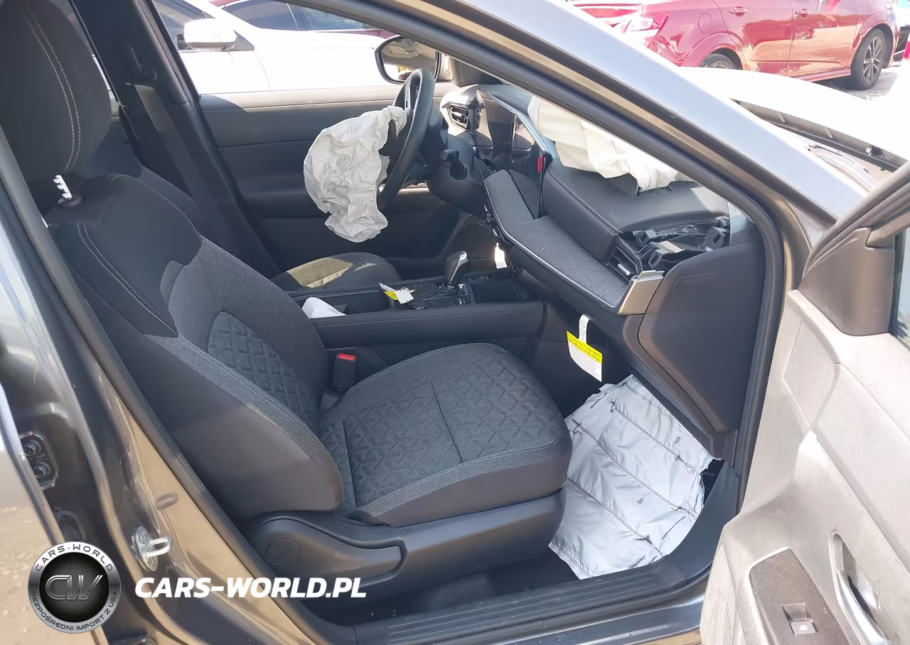 2026 Nissan Kicks Sv VIN:3N8AP6CB0TL399245 - 5