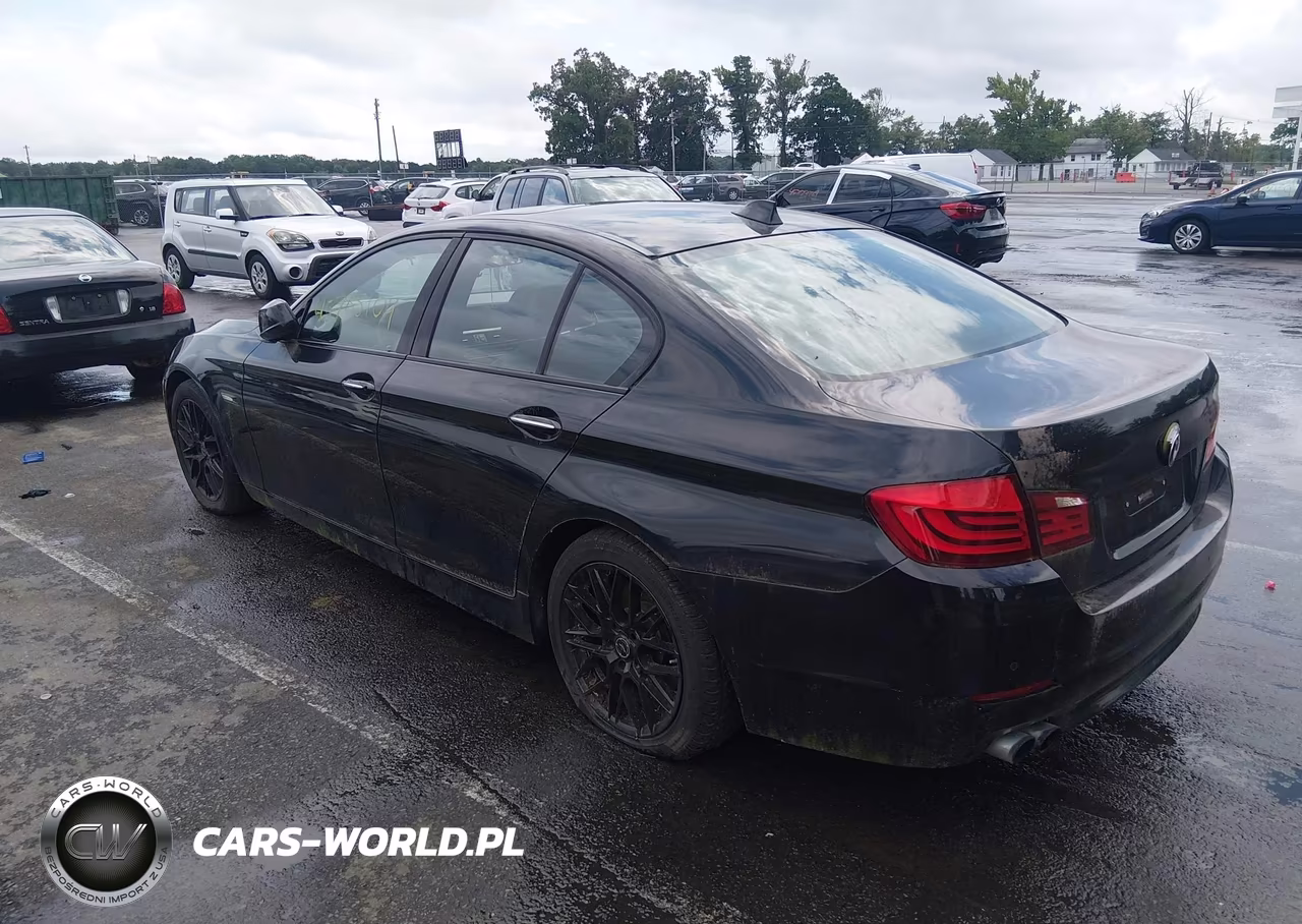 2012 BMW 528I xDrive VIN:WBAXH5C50CDW07215 - 3
