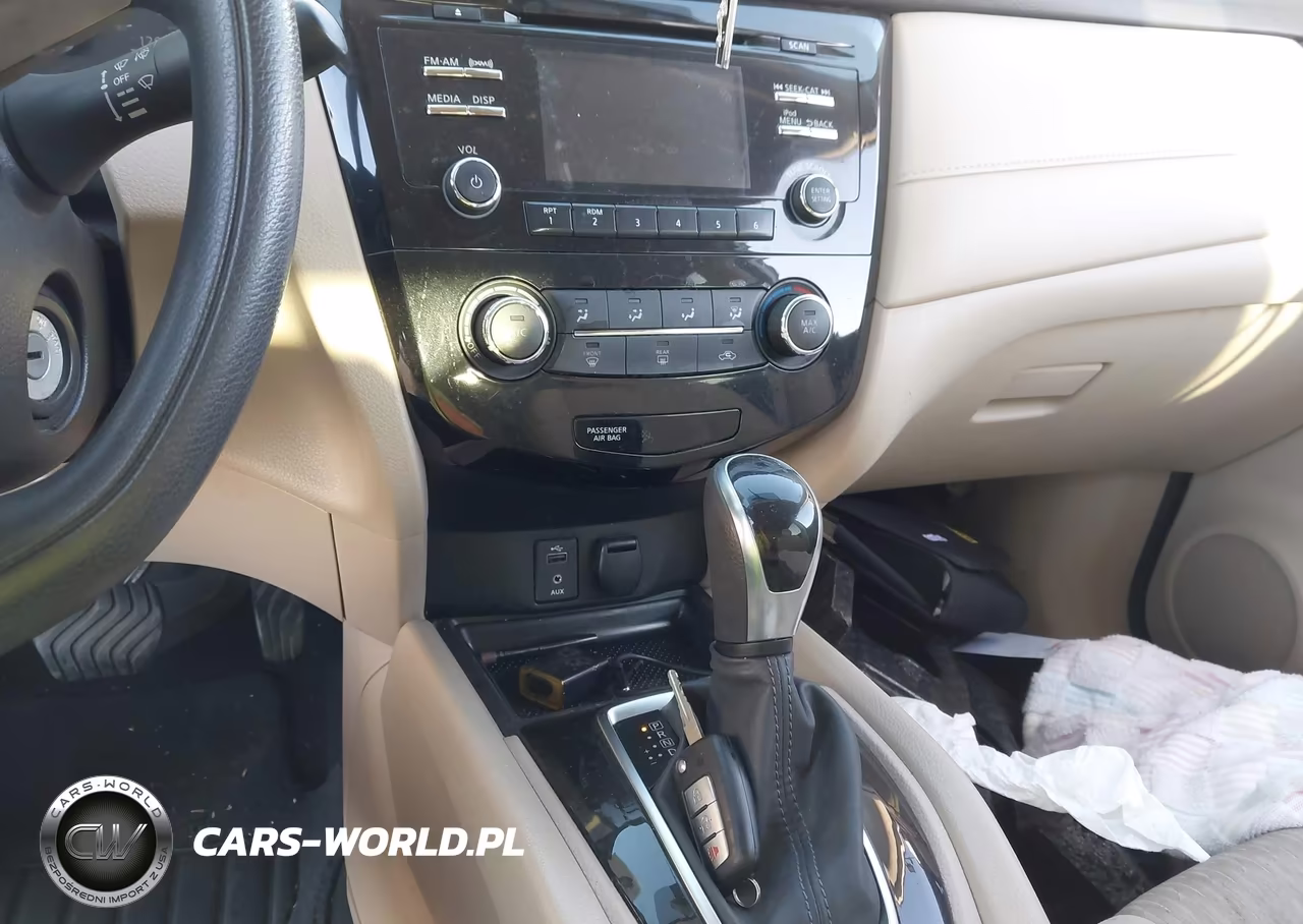 2017 Nissan Rogue S VIN:JN8AT2MT2HW138180 - 11