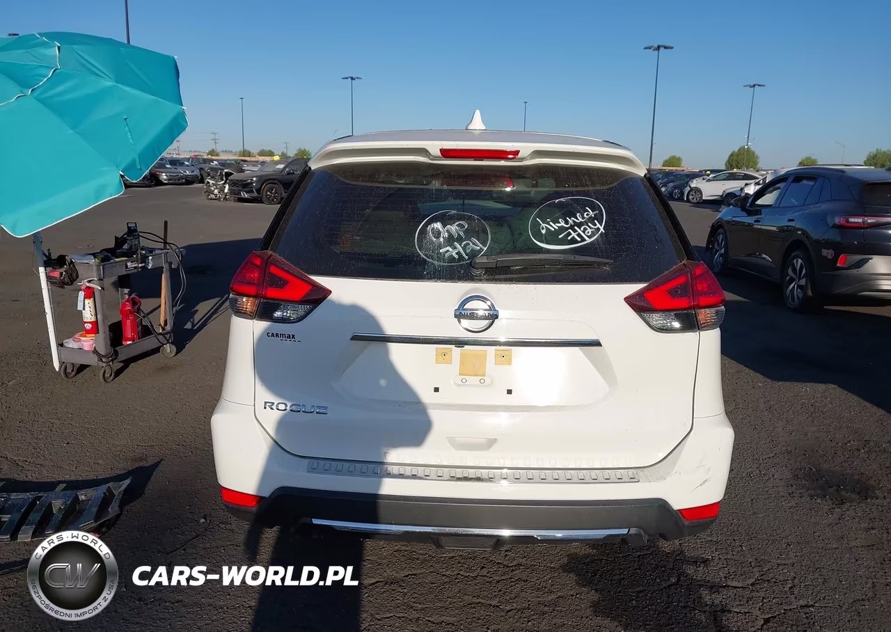 2017 Nissan Rogue S VIN:JN8AT2MT2HW138180 - 17