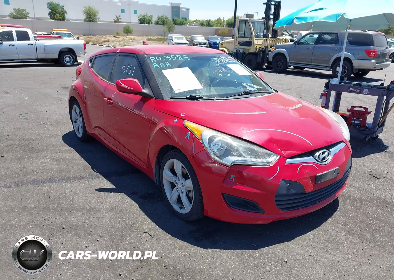 2013 Hyundai Veloster Base W-Black VIN:KMHTC6AD4DU115624 - 1