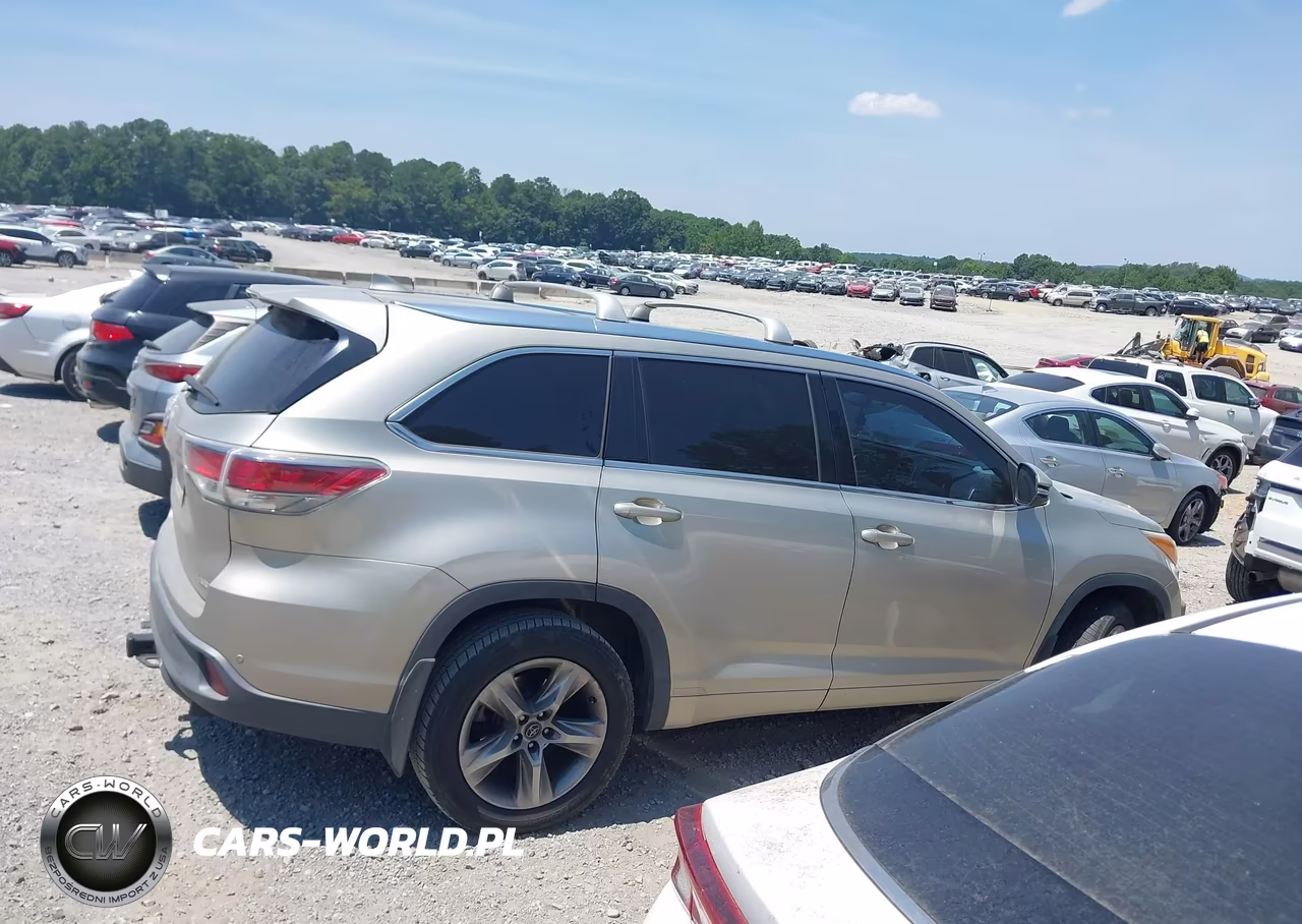 2016 Toyota Highlander Limited Platinum V6 VIN:5TDYKRFH4GS168570 - 13