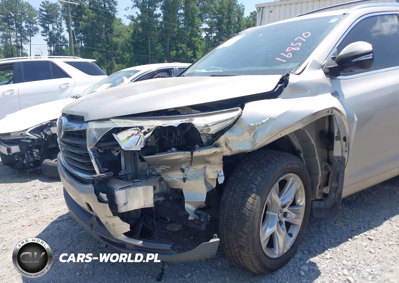 2016 Toyota Highlander Limited Platinum V6 VIN:5TDYKRFH4GS168570 - 6
