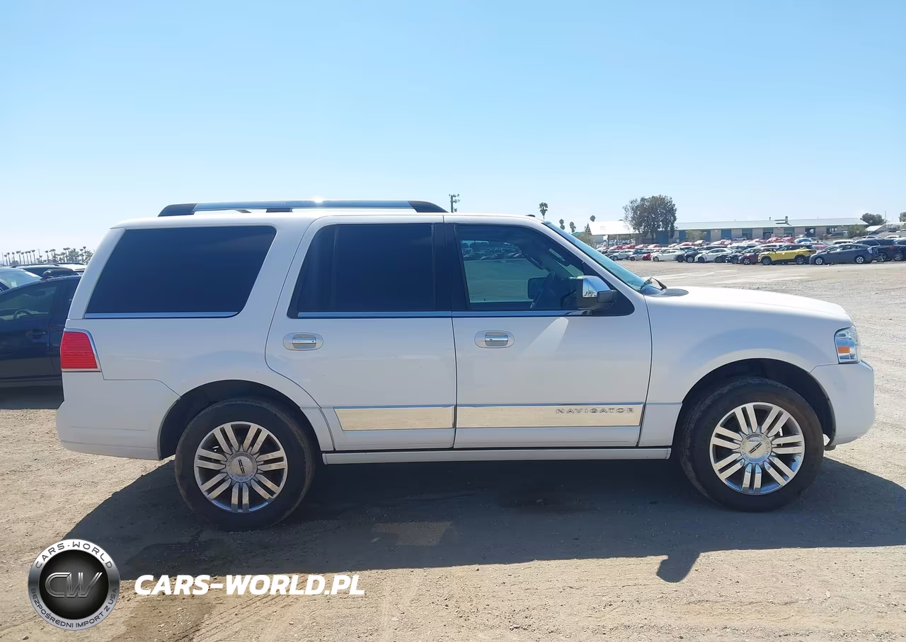 2013 Lincoln Navigator VIN:5LMJJ2H59DEL08802 - 13