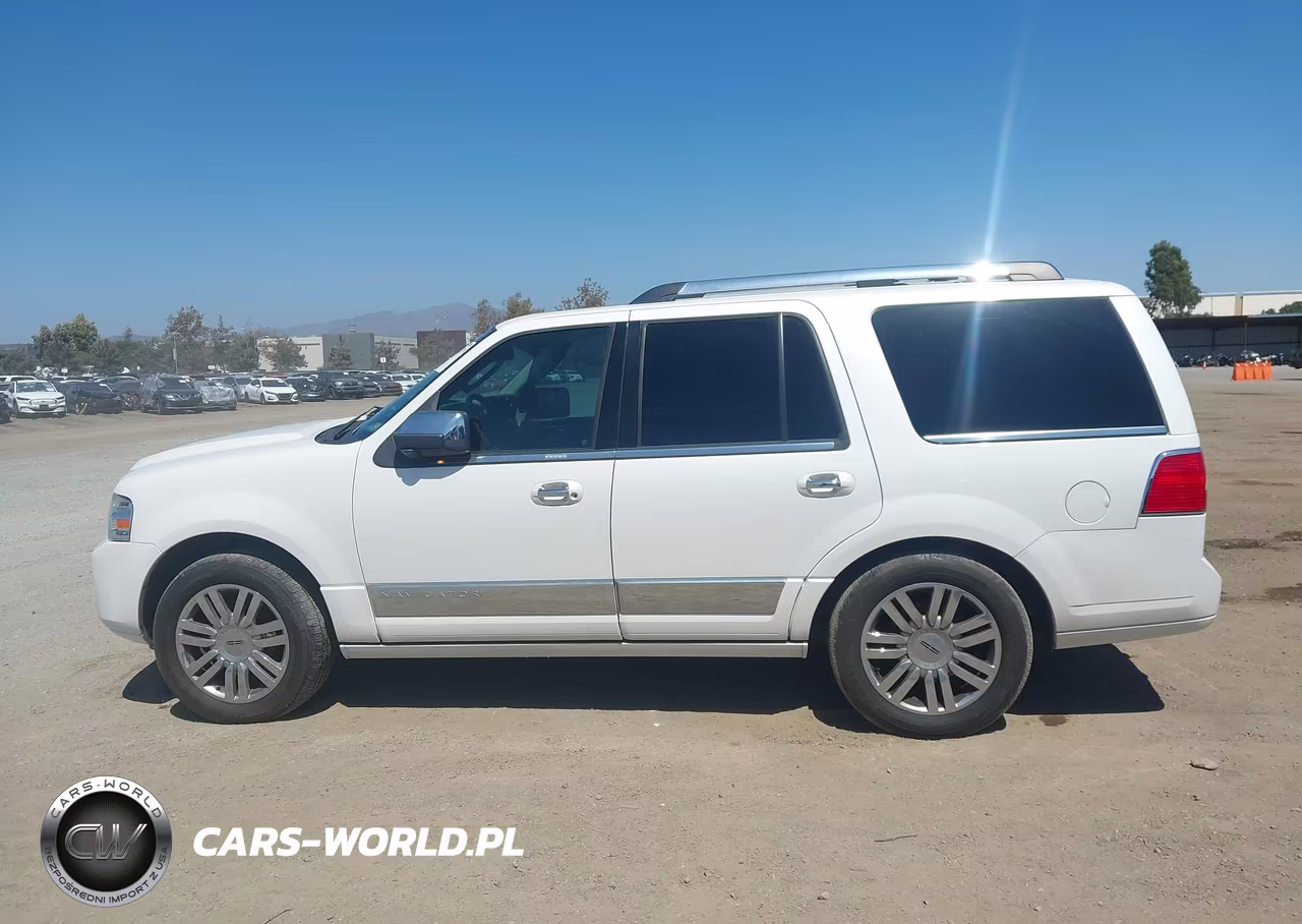 2013 Lincoln Navigator VIN:5LMJJ2H59DEL08802 - 14