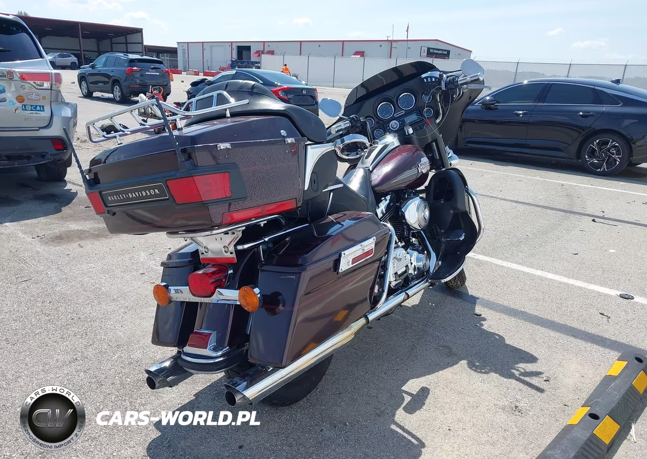 2005 Harley-Davidson Flhtcui VIN:1HD1FCW175Y642923 - 4