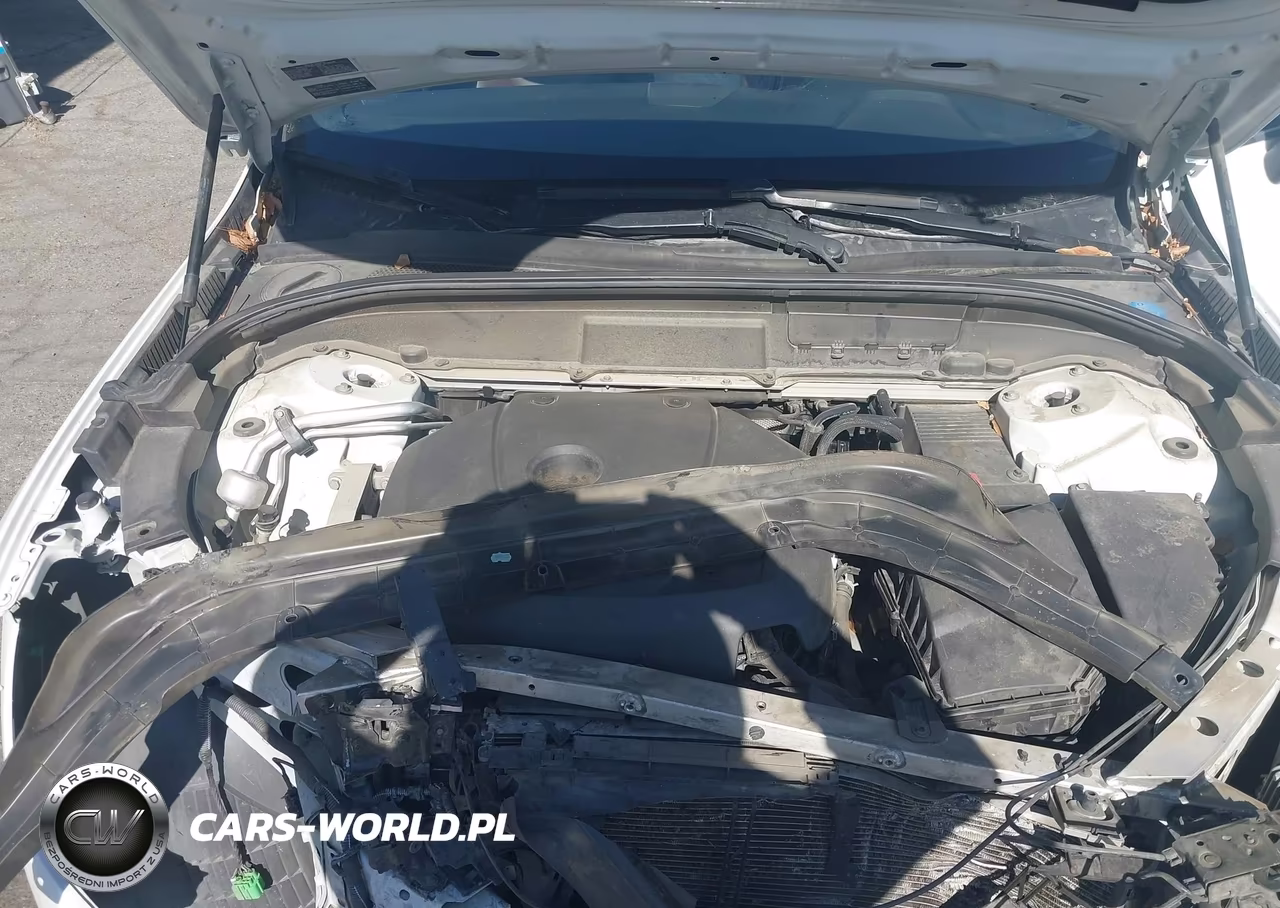 2018 Volvo Xc60 T5 Momentum VIN:YV4102RK4J1042605 - 10