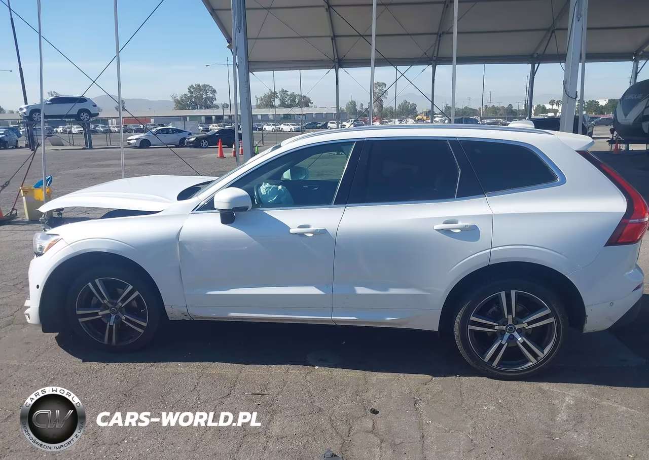 2018 Volvo Xc60 T5 Momentum VIN:YV4102RK4J1042605 - 13