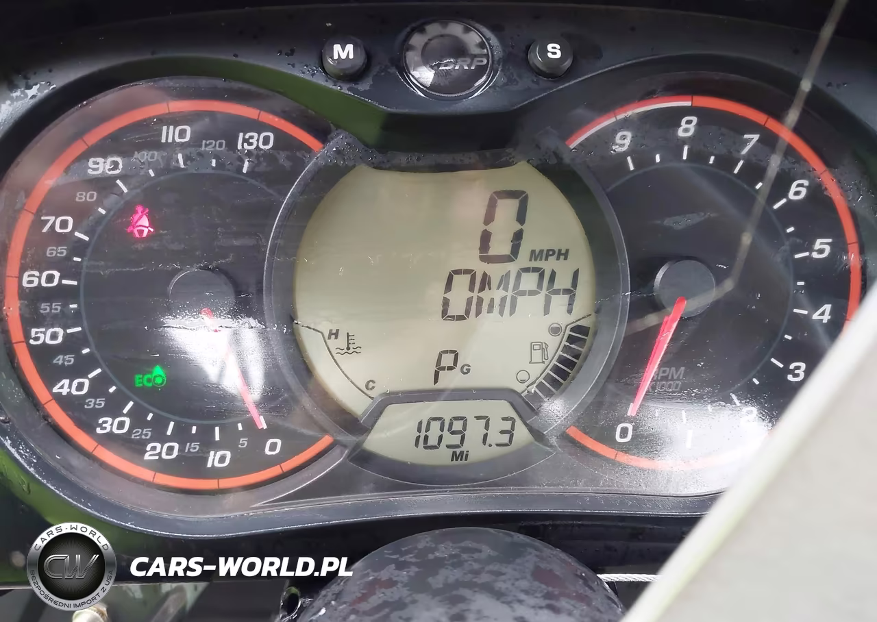 2014 Can-Am Commander 800R Xt VIN:3JBKKCN17EJ000477 - 7