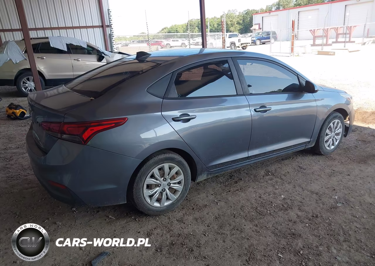 2019 Hyundai Accent Se VIN:3KPC24A35KE064472 - 4