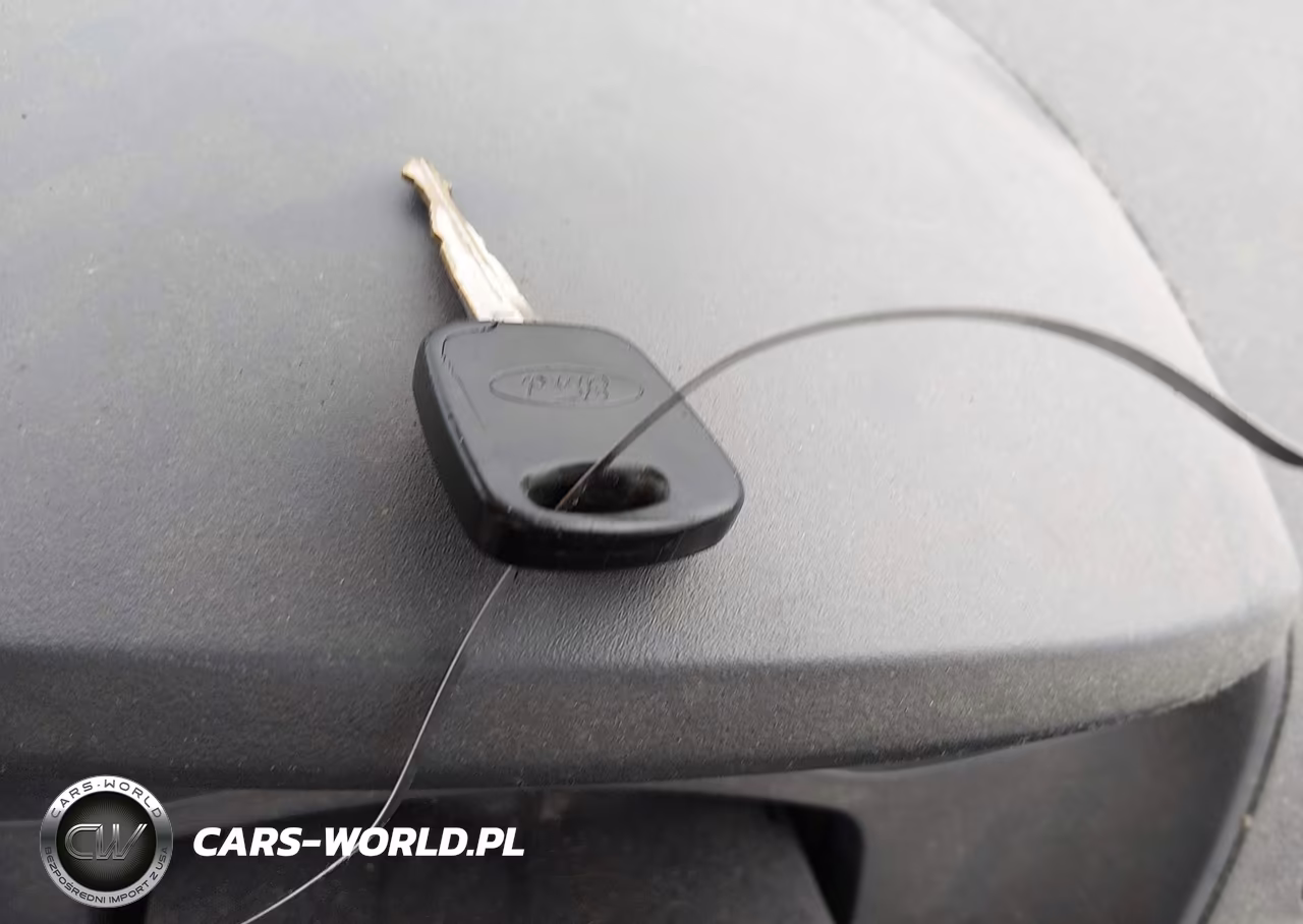2005 Ford Focus Zx4 VIN:1FAFP34N45W307999 - 11