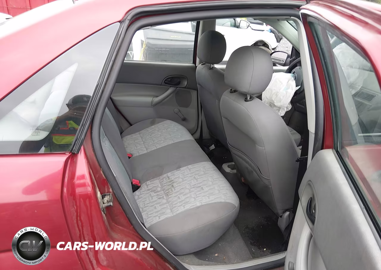 2005 Ford Focus Zx4 VIN:1FAFP34N45W307999 - 8