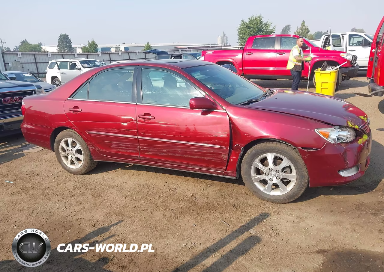 2005 Toyota Camry Xle VIN:4T1BE30KX5U396916 - 13