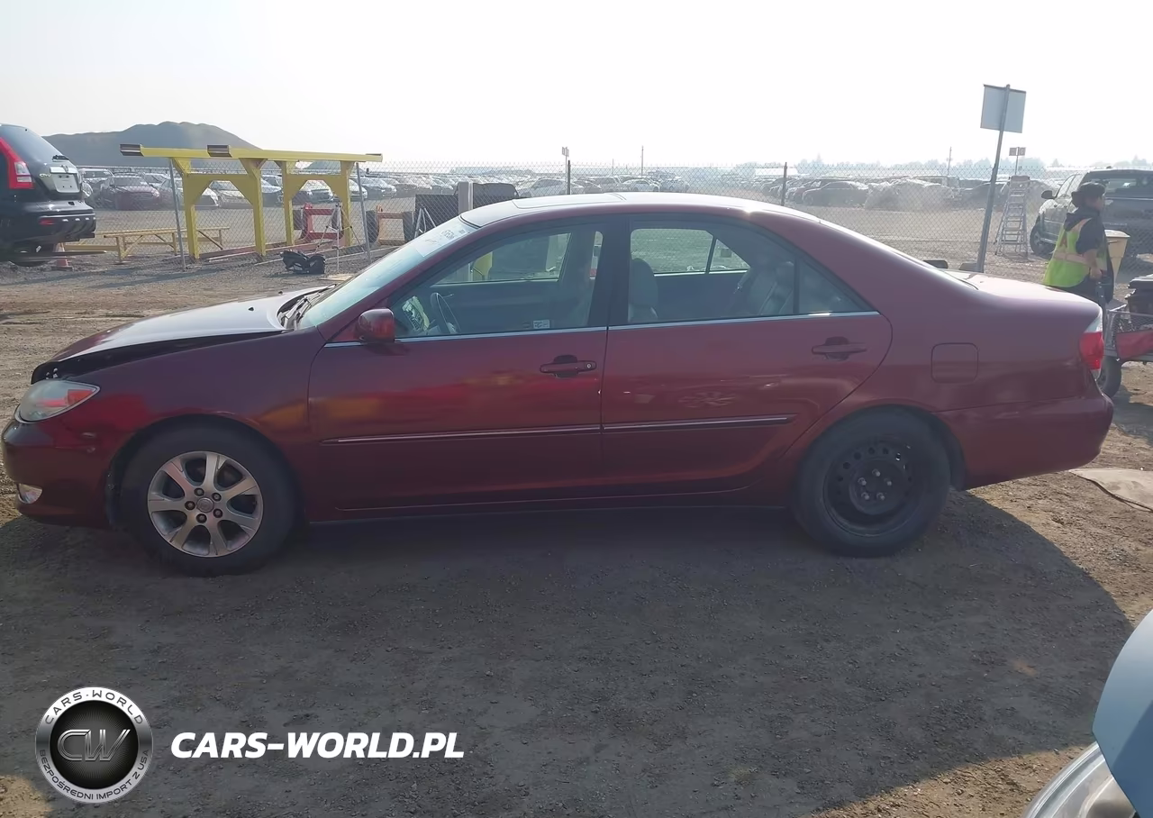 2005 Toyota Camry Xle VIN:4T1BE30KX5U396916 - 14